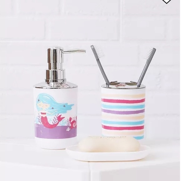 Bubblebee Bath Co 17 pc Kids Bath Set - Picture 3 of 7